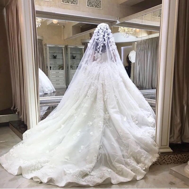 Ball Gown Sweetheart Fluffy Big Train Tulle Lace Flowers Appliques Beaded Luxury Formal Wedding Dresses Bridal Gowns SV02