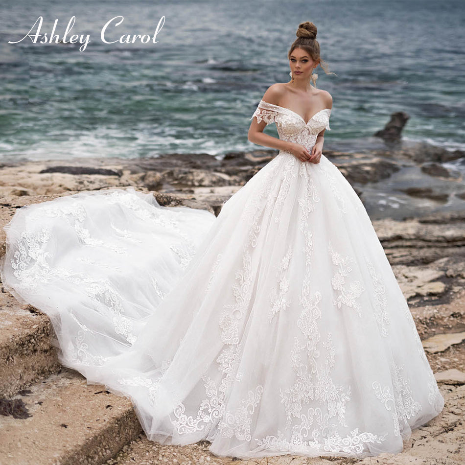 Ashley Carol Sexy Sweetheart Cap Sleeve Cathedral Train Backless Wedding Dress 2019 Lace Bride Dress Appliques Wedding Gowns