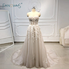 Boho Wedding Dress 2019 Sweetheart A-Line Crystal Beaded Lace Wedding Gown Long Train Beach Bridal Gown Vestido de Novia WN79