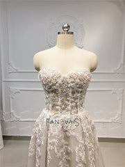 Boho Wedding Dress 2019 Sweetheart A-Line Crystal Beaded Lace Wedding Gown Long Train Beach Bridal Gown Vestido de Novia WN79