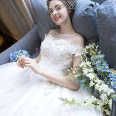 HIRE LNYER Custom Made Short Sleeve Open Back Beading Crystal Flowers Princess Ball Gown Wedding Dresses With Petticoat 2019