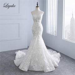 Liyuke Strapless Of  A-Line Wedding Dress With Tiered Skirt Of Court Train Wedding Gown