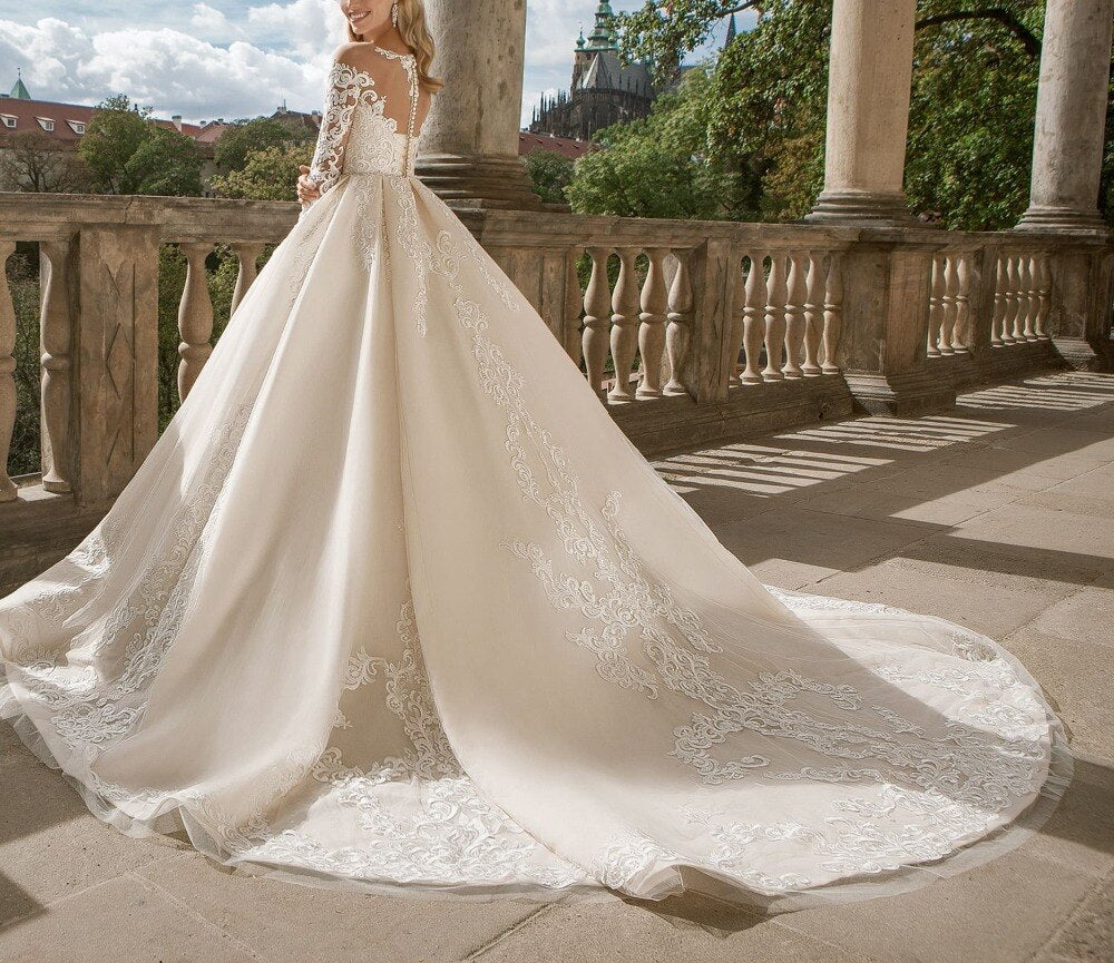 Vestido de noiva Long Sleeves Princess Wedding Dress 2019 Lace Appliques Wedding Gowns Crystal Belt Abiti da sposa