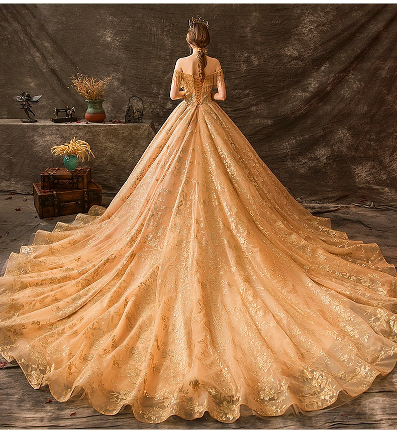 Luxury court retro trailing ceremony high-end private custom Royal Wedding Dress Maternity Dress beaded tassel Bride Gown Bridal