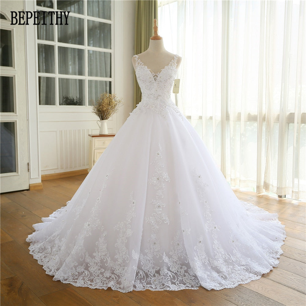 BEPEITHY 2017 Lace Appliques Vestido De Novia V-Neck A Line Beck Sweep Train Lace Wedding Dress Bridal Dresses Robe De Mariage