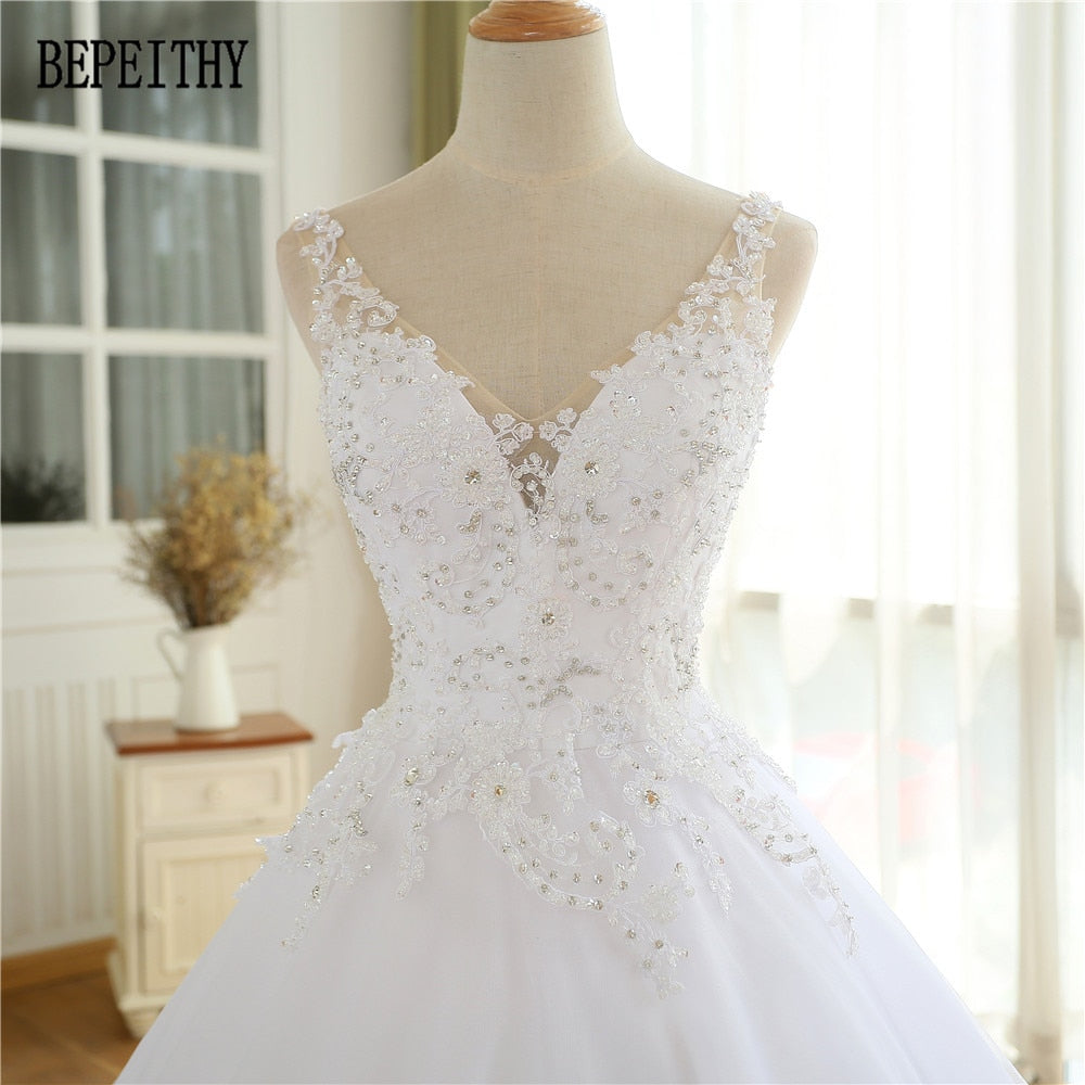 BEPEITHY 2017 Lace Appliques Vestido De Novia V-Neck A Line Beck Sweep Train Lace Wedding Dress Bridal Dresses Robe De Mariage