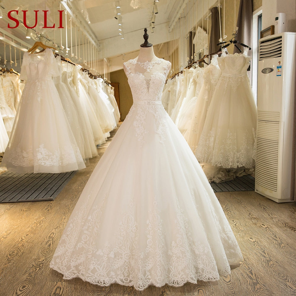 SL-1 New Arrival A-Line Sleeveless Tulle Lace Appliques Vintage Wedding Dress Boho