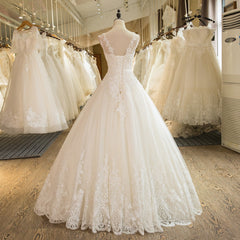 SL-1 New Arrival A-Line Sleeveless Tulle Lace Appliques Vintage Wedding Dress Boho