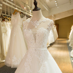 SL-1 New Arrival A-Line Sleeveless Tulle Lace Appliques Vintage Wedding Dress Boho