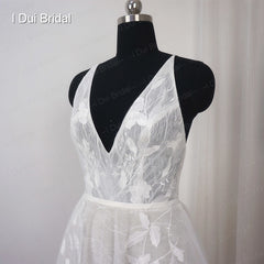 V Neck Beach Wedding Dress Real Price Lace Appliqued Illusion Bare Back Bridal Gown 2019 New