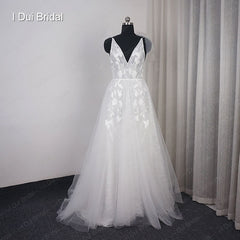 V Neck Beach Wedding Dress Real Price Lace Appliqued Illusion Bare Back Bridal Gown 2019 New