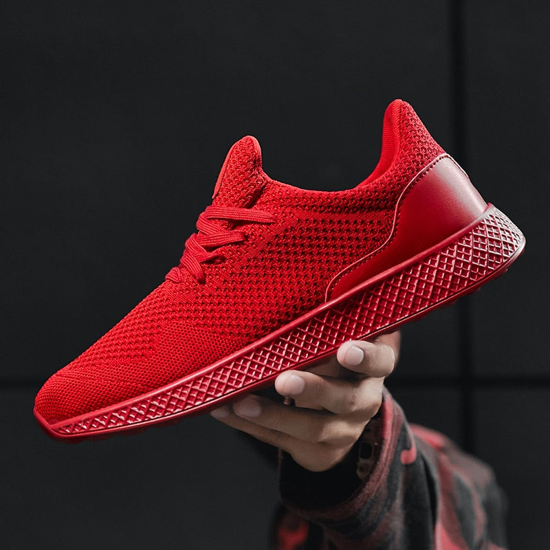 2018 Sneakers for Men New Solid Color Black Red Gray Lightweight Sport Shoes Men Soft Running Shoes Male Gym Plus Size 11 12 13