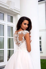 Vivian's Bridal 2019 Lovely Pink Lining Wedding Dress Short Cap Sleeve Illusion Lace Button Applique Zipper A-line Bridal Dress