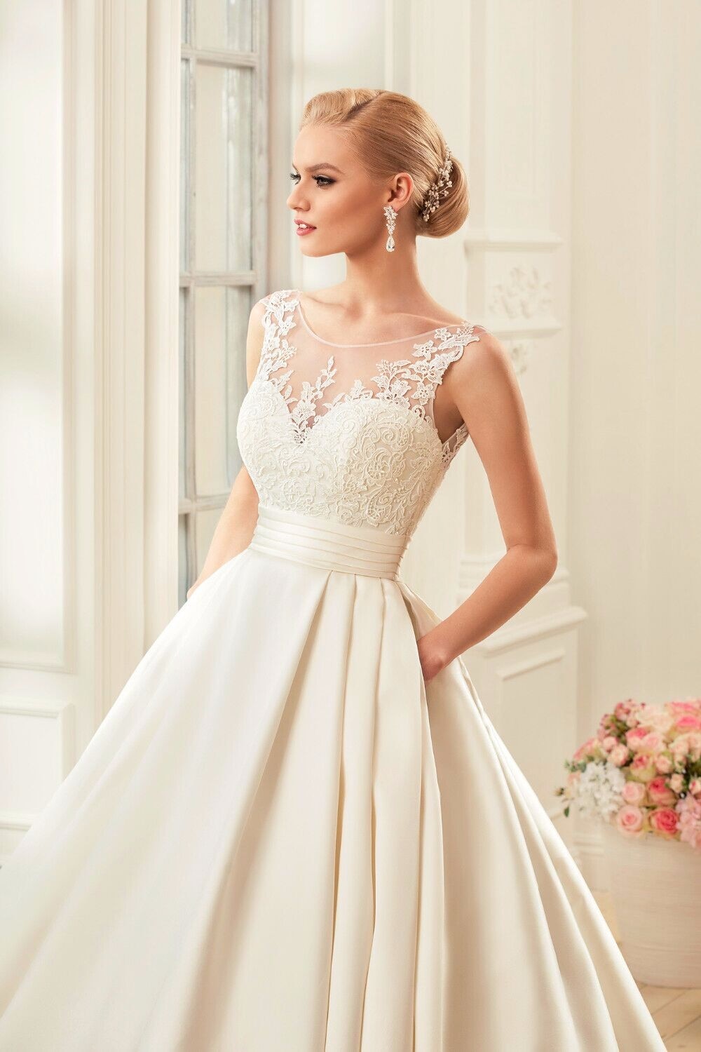 Vestido de noiva Satin Wedding Dresses Ball Gown real photo white & Ivory elegant Bridal dress open back Wedding dresses