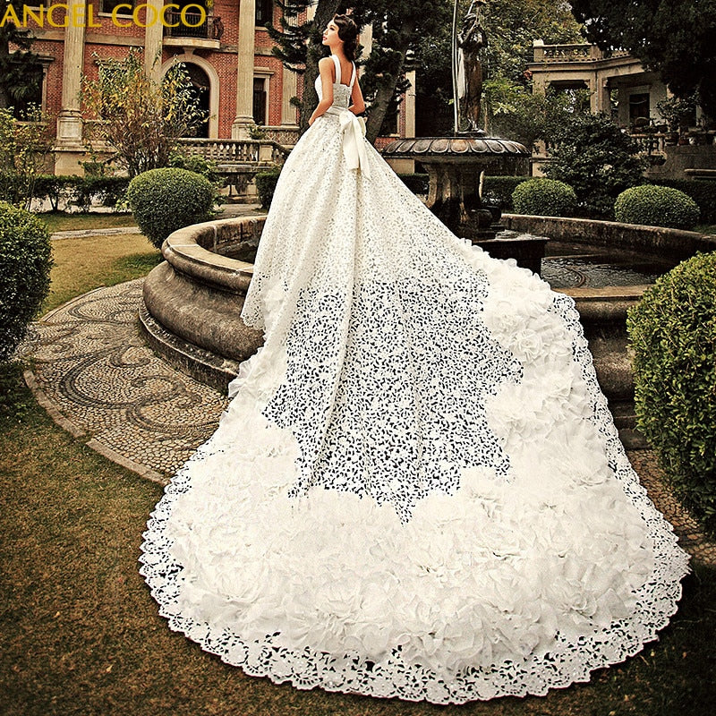 Saudi Arabia Luxury Wedding Dresses Hollow Embroidery Cathedral Train Beads Sexy Wedding Dress 2019 Robe De Mariee Bridal Gown