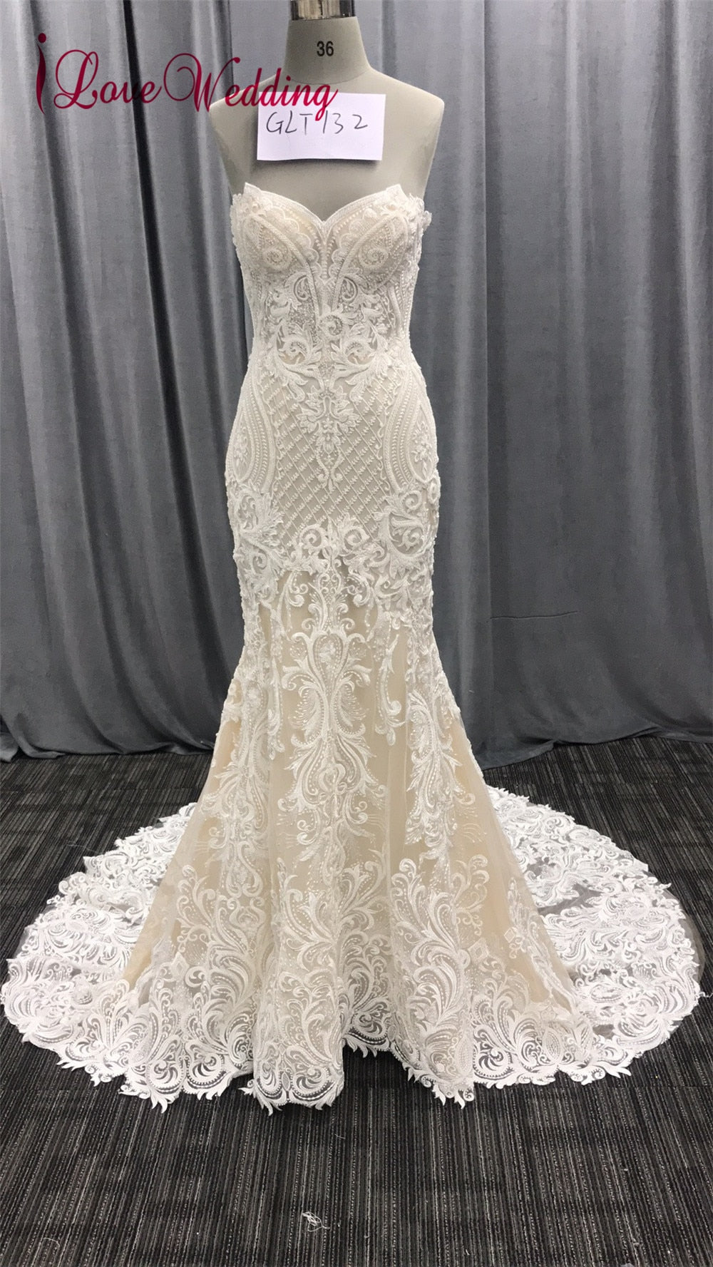 2019 New Fashion Mermaid Appliques Wedding Dress Long Train Beading Bridal Gown robe de mariee Lace Sleeveless Wedding Gown