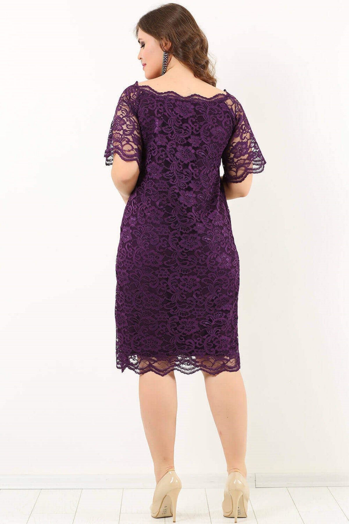 Oversize Guipure Evening Dress
